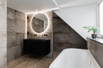 badkamer-met-matzwart-sanitair(1)
