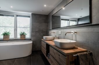 betonlook-badkamer-wasbak
